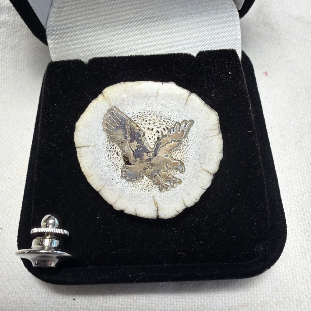 VNTG Pewter Inlay Flying Eagle Antler BURR TieTack LapelPin Silver Post Western